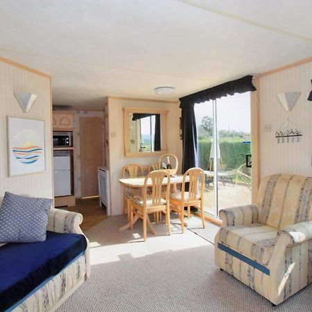 Orchard View Retreat - Dog Friendly, Enclosed Private Garden With Weather Dependant Hot Tub - Not On A Holiday Park Villa Little Clacton Exterior foto